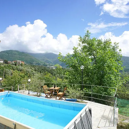 別荘 Cozy In Tribogna With Wifi *