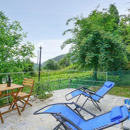 Cozy In Tribogna With Wifi