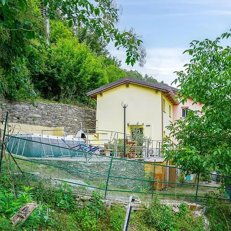 別荘 Cozy In Tribogna With Wifi *