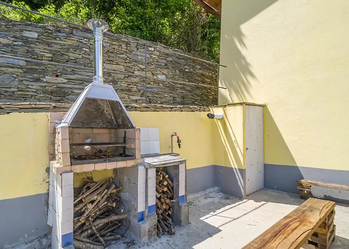 Prázdninový dům Cozy In Tribogna With Wifi